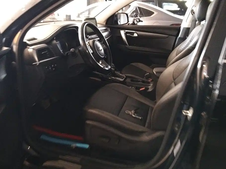 Kia Sportage — миниатюра 9