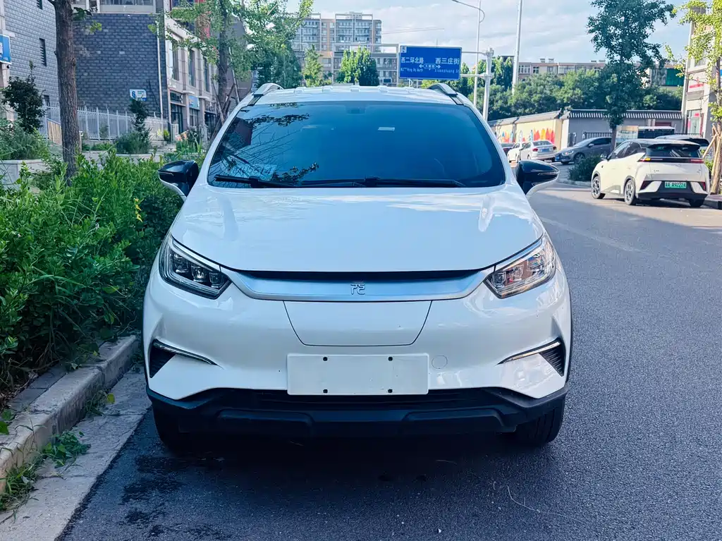 BYD Yuan Pro - фото 2