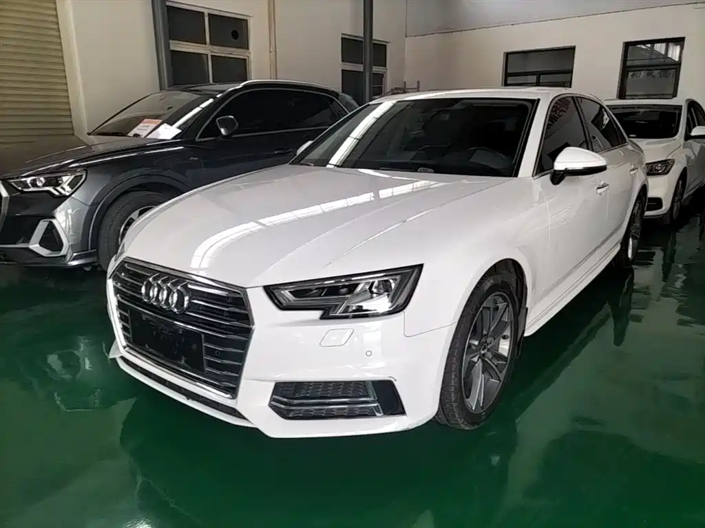 Audi A4L 2019 40 TFSI VI