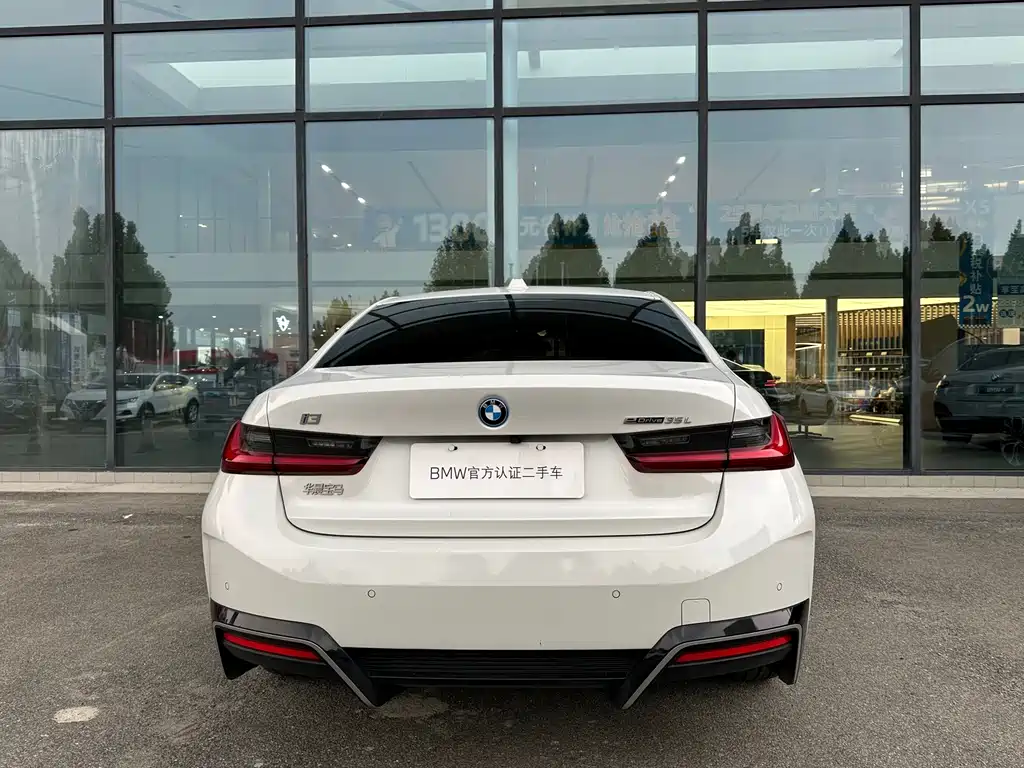 BMW i3 — миниатюра 12
