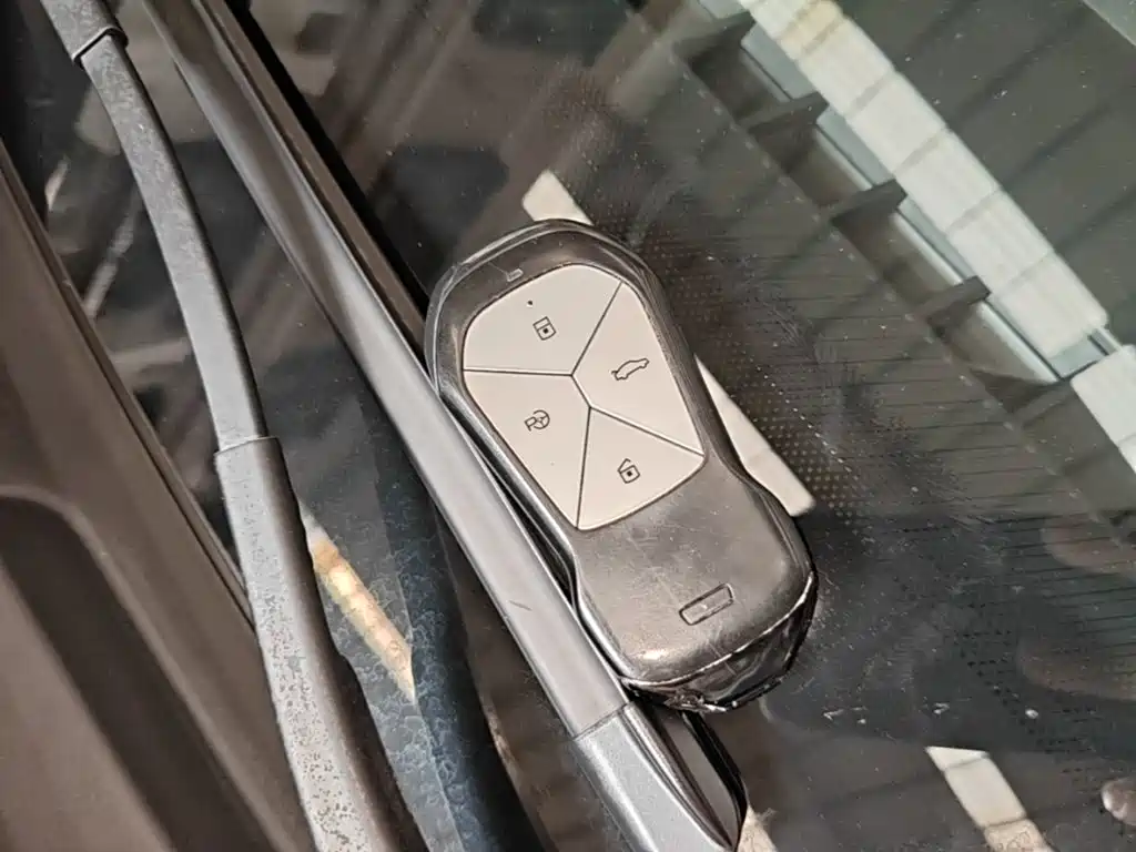 XPeng P5 — миниатюра 9