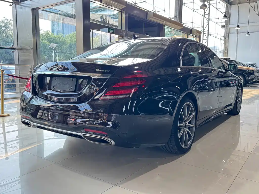Mercedes-Benz S-Class — миниатюра 11