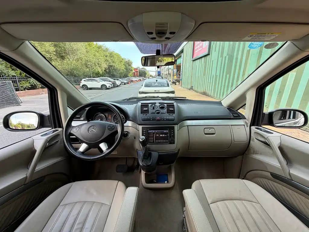 Mercedes-Benz Viano — миниатюра 4
