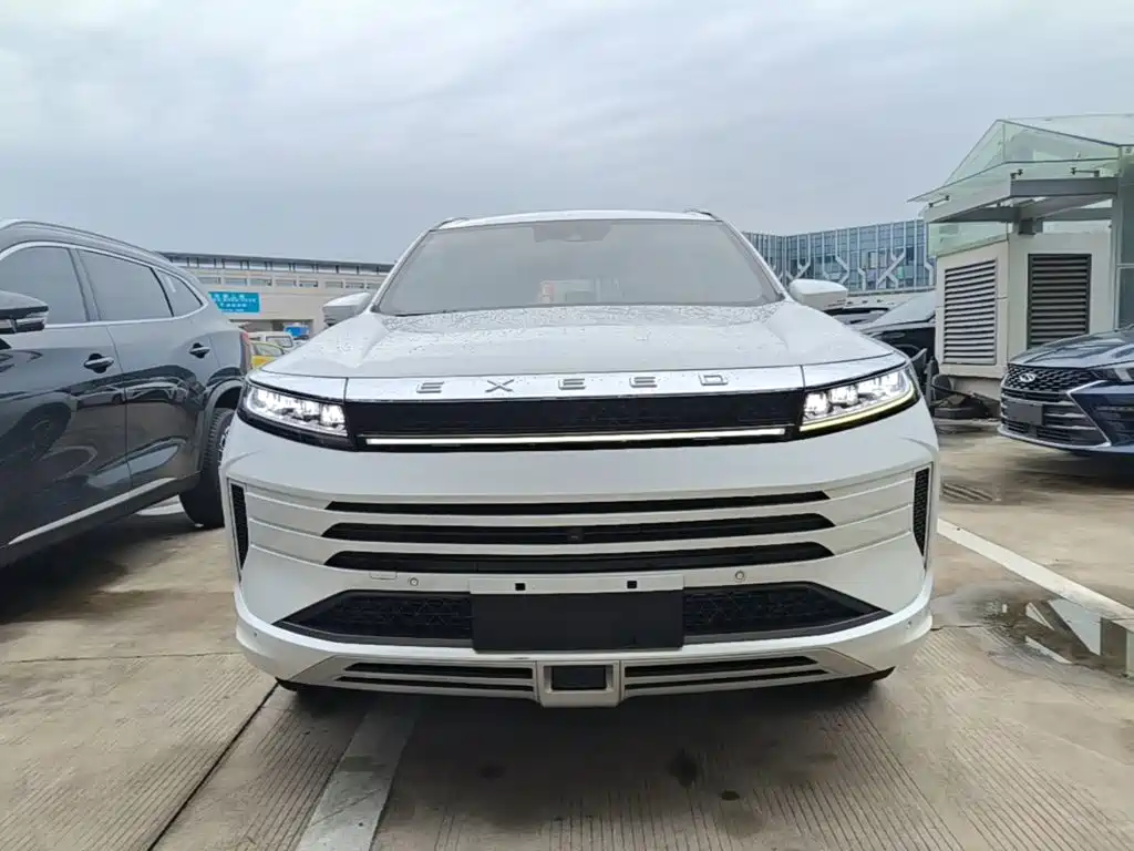 Exeed Zhaofeng — миниатюра 3