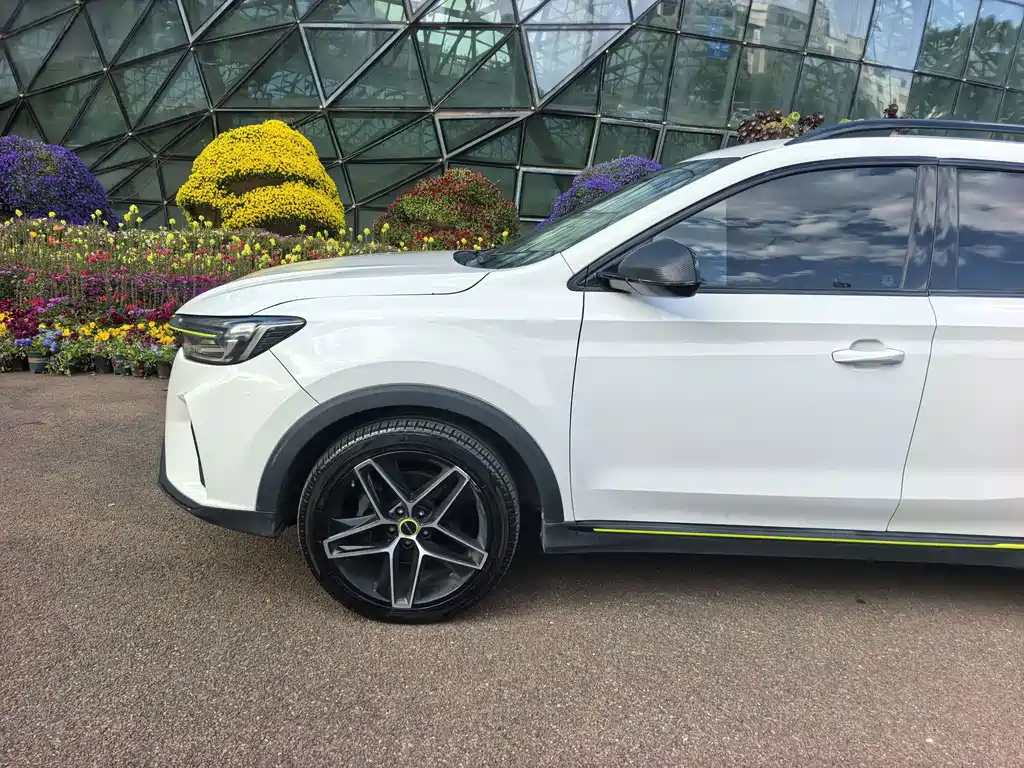 Roewe RX5 — миниатюра 3