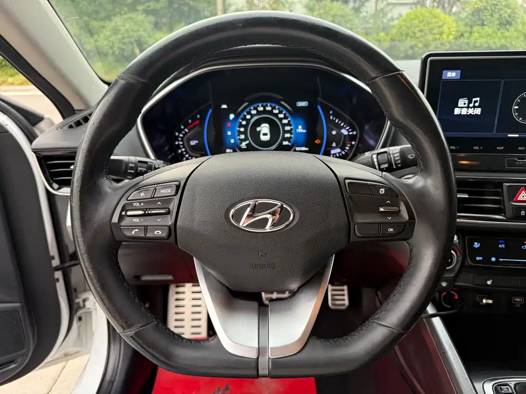 Hyundai Fista — миниатюра 18