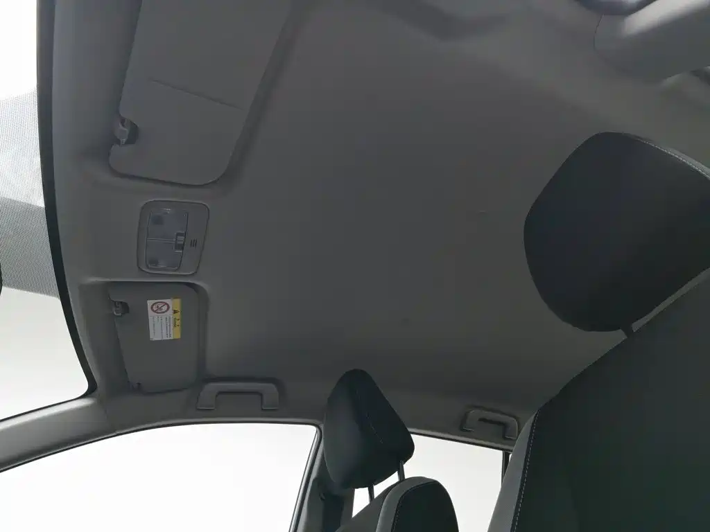 Toyota Yaris L — миниатюра 14