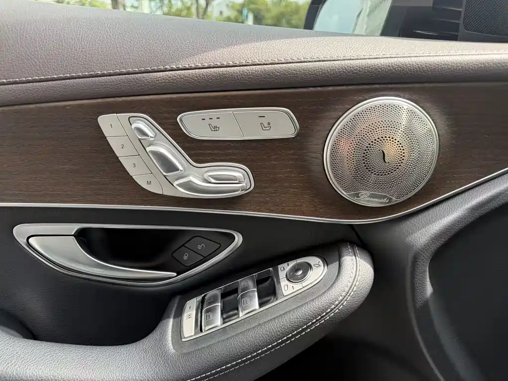 Mercedes-Benz GLC — миниатюра 15