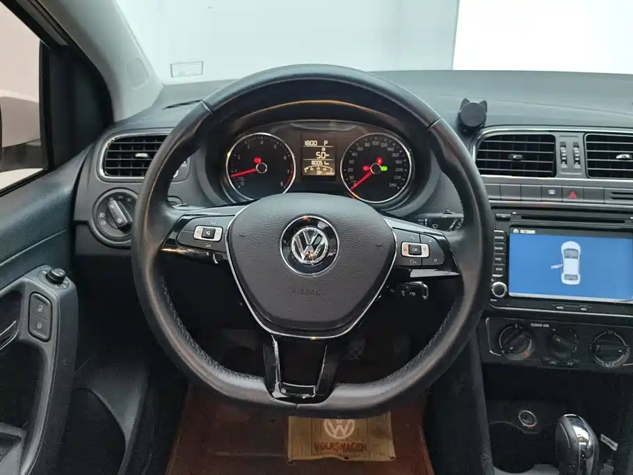 Volkswagen Polo — миниатюра 15