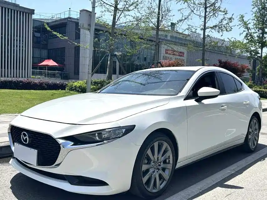 Mazda 3 Axela 2021