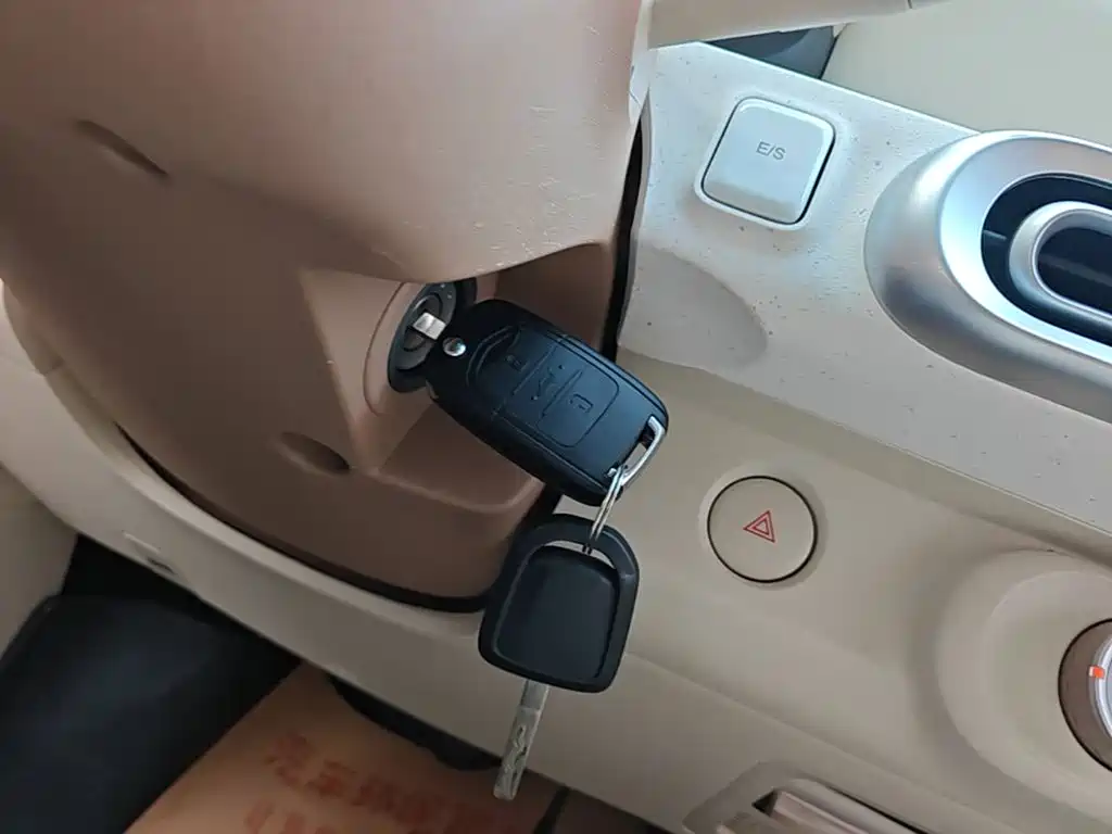 Wuling MINIEV — миниатюра 9