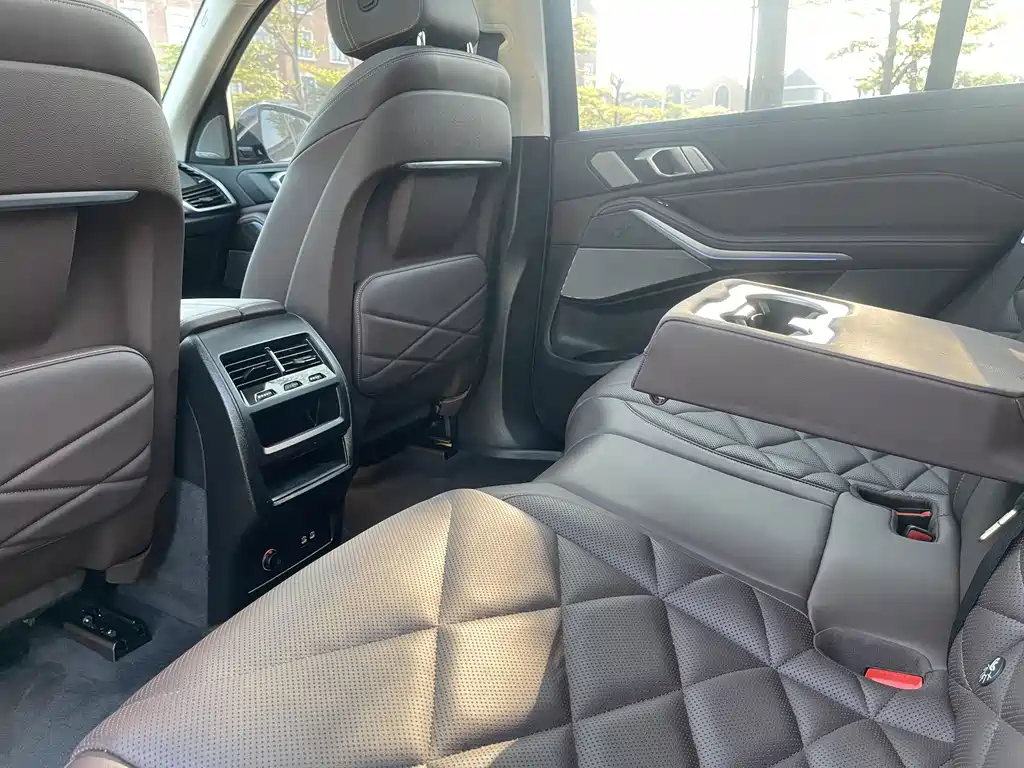 BMW X5 — миниатюра 14