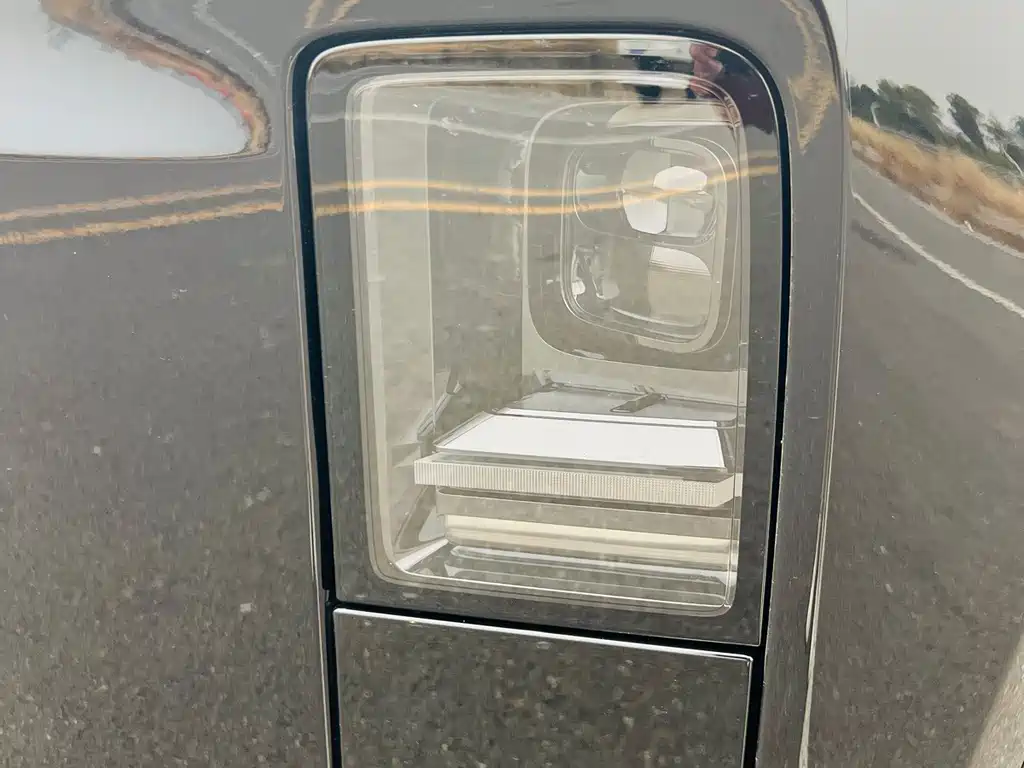 Li Auto Li L8 — миниатюра 10