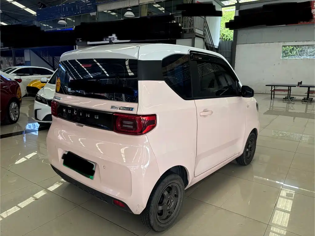 Wuling MINIEV — миниатюра 15