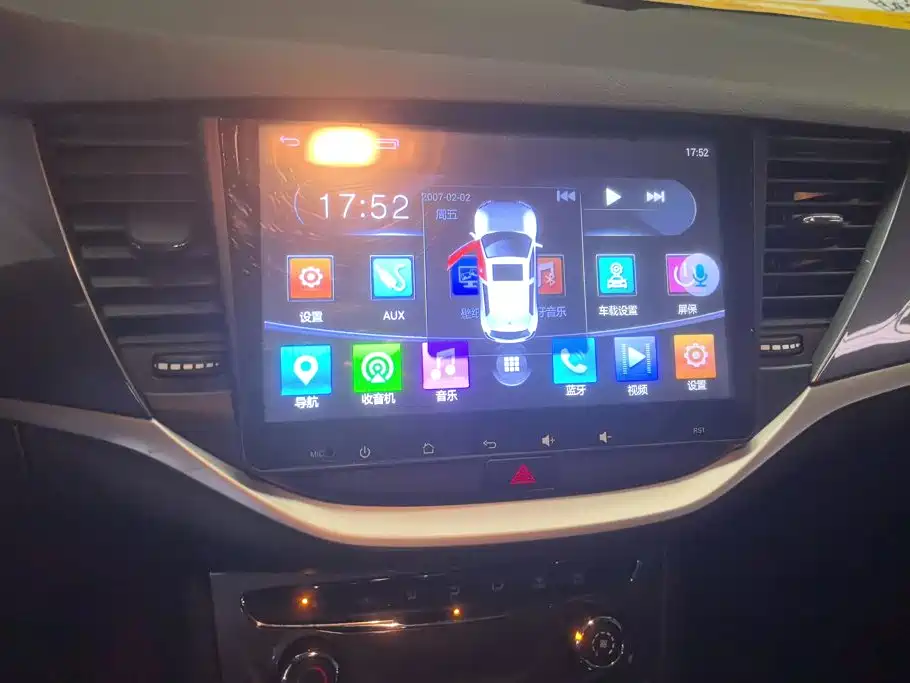 Buick Verano — миниатюра 13