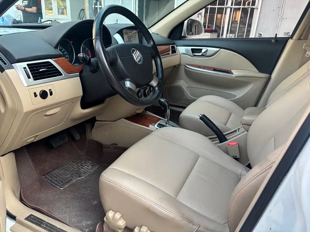Buick Excelle — миниатюра 11