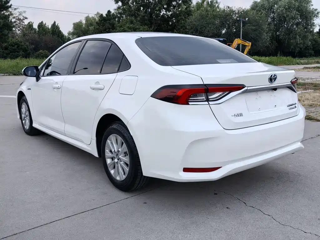 Toyota Corolla — миниатюра 9