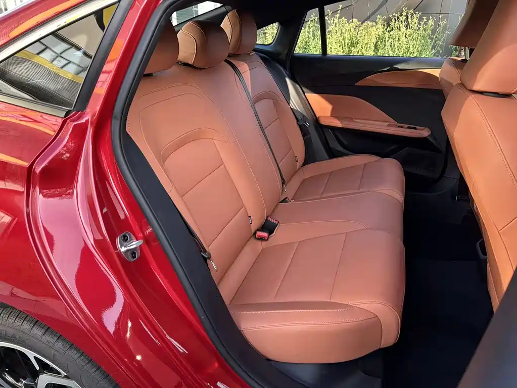 MG MG5 - фото 8