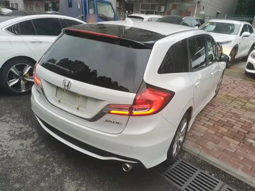 Honda Jade — миниатюра 7