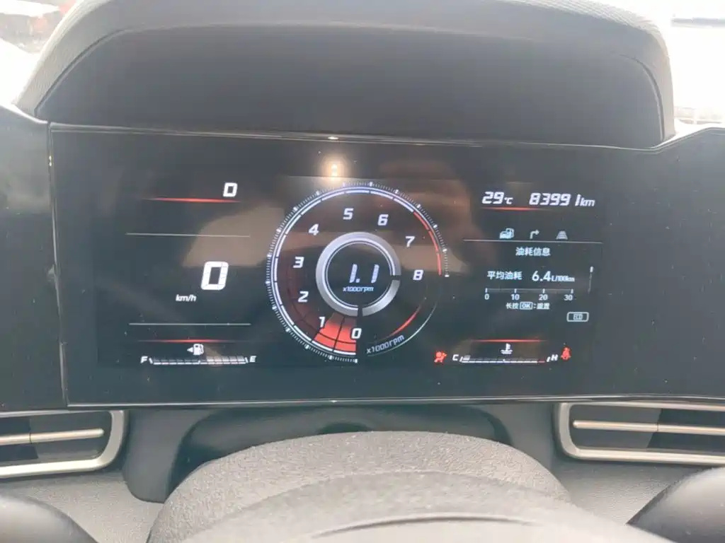 Hyundai Elantra — миниатюра 12