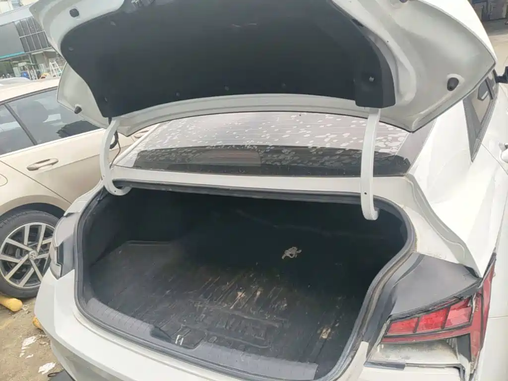 Hyundai Elantra — миниатюра 19
