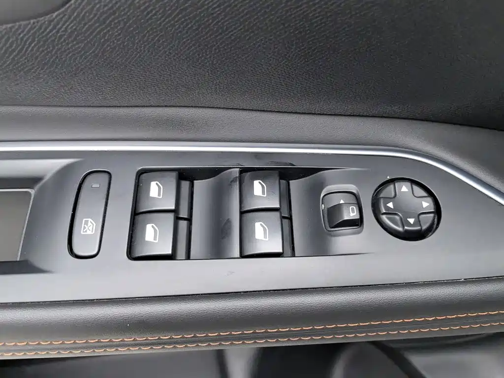 Peugeot 4008 — миниатюра 9