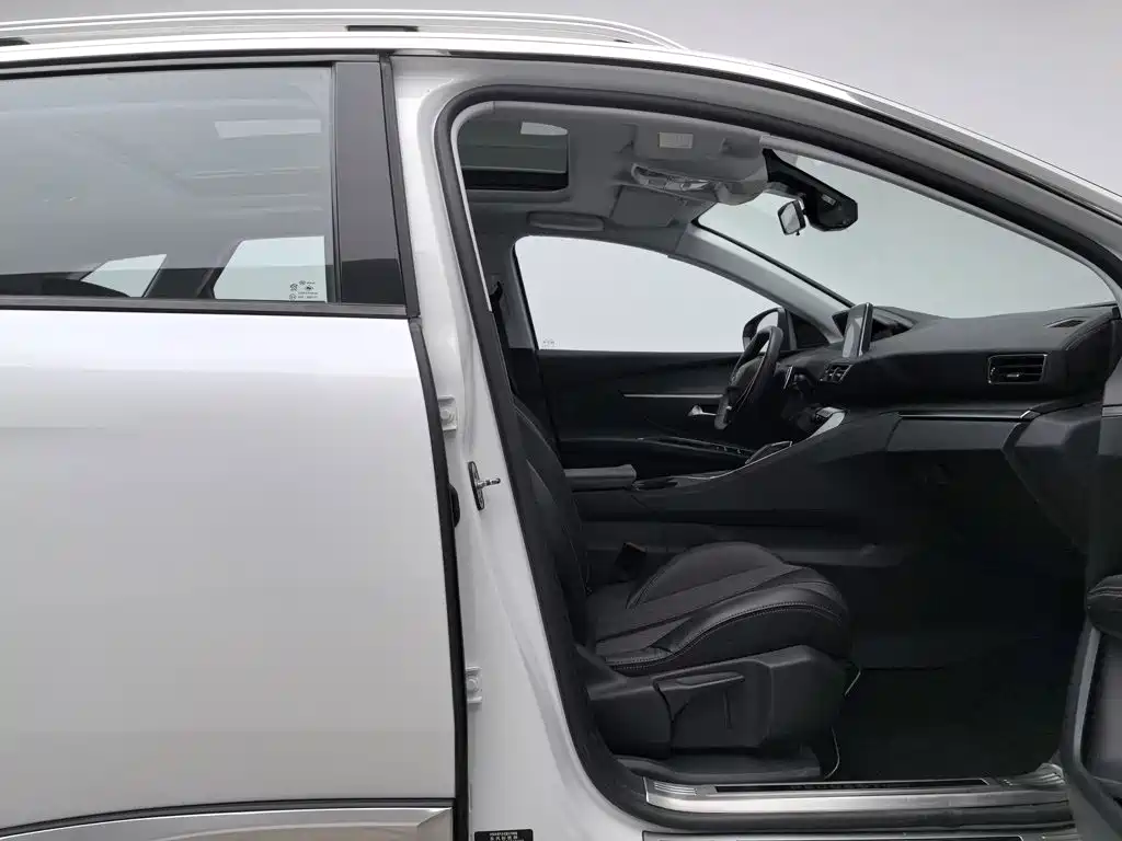 Peugeot 4008 — миниатюра 23