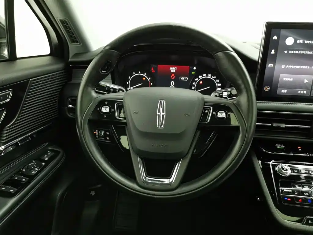 Lincoln Corsair — миниатюра 11
