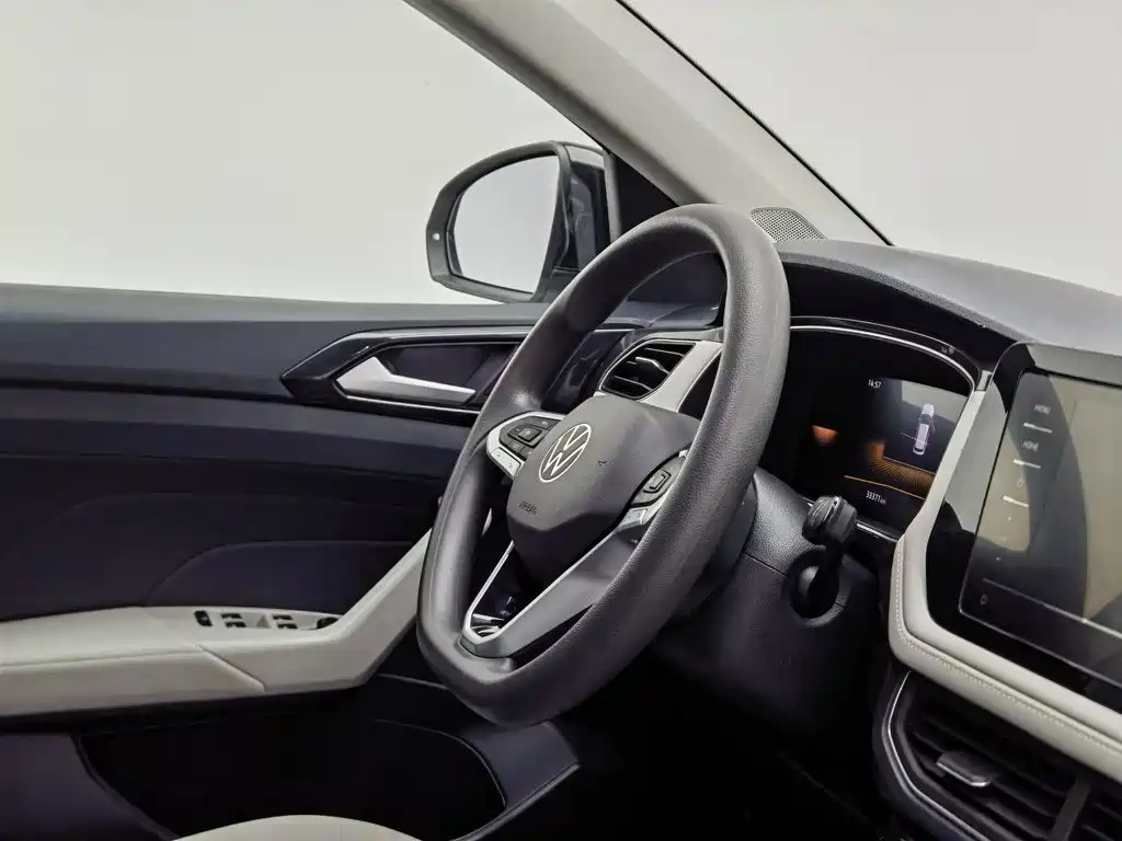 Volkswagen Tharu — миниатюра 22