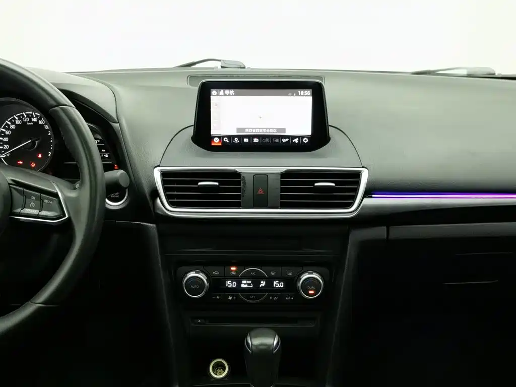 Mazda 3 Axela — миниатюра 12