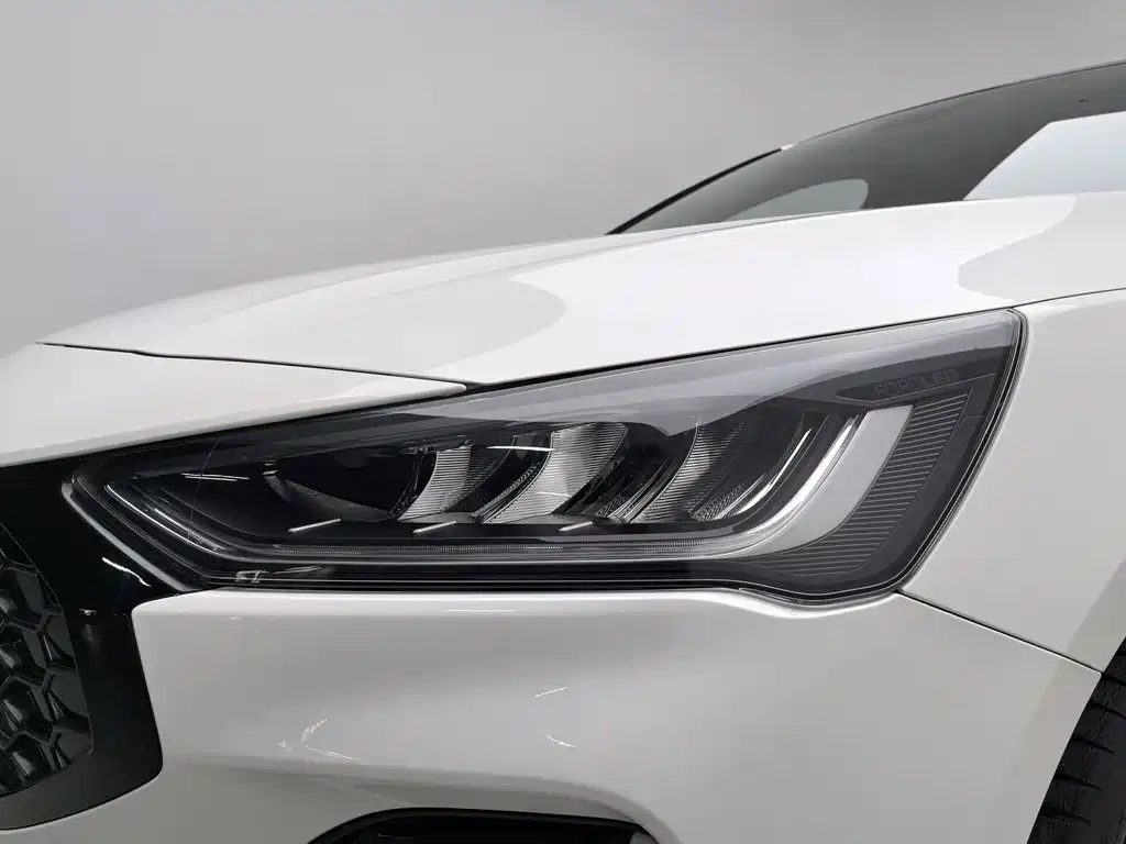 Ford Focus — миниатюра 7