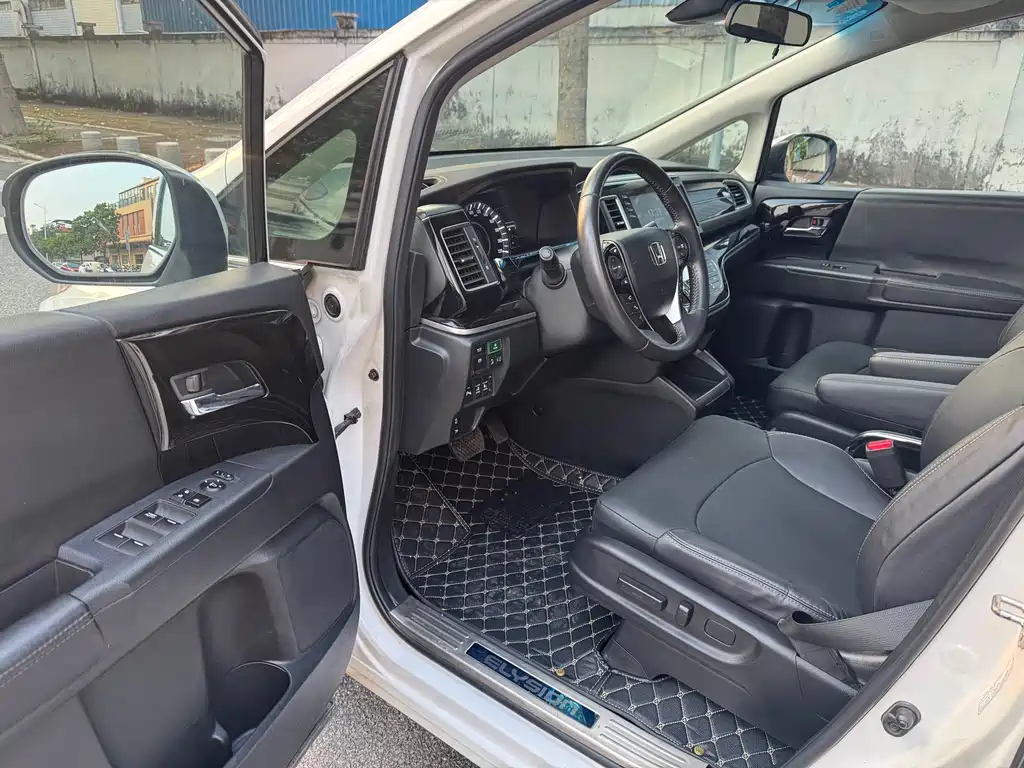 Honda Elysion — миниатюра 5
