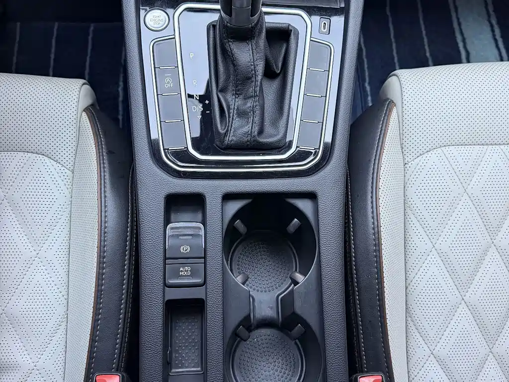 Volkswagen Magotan — миниатюра 12