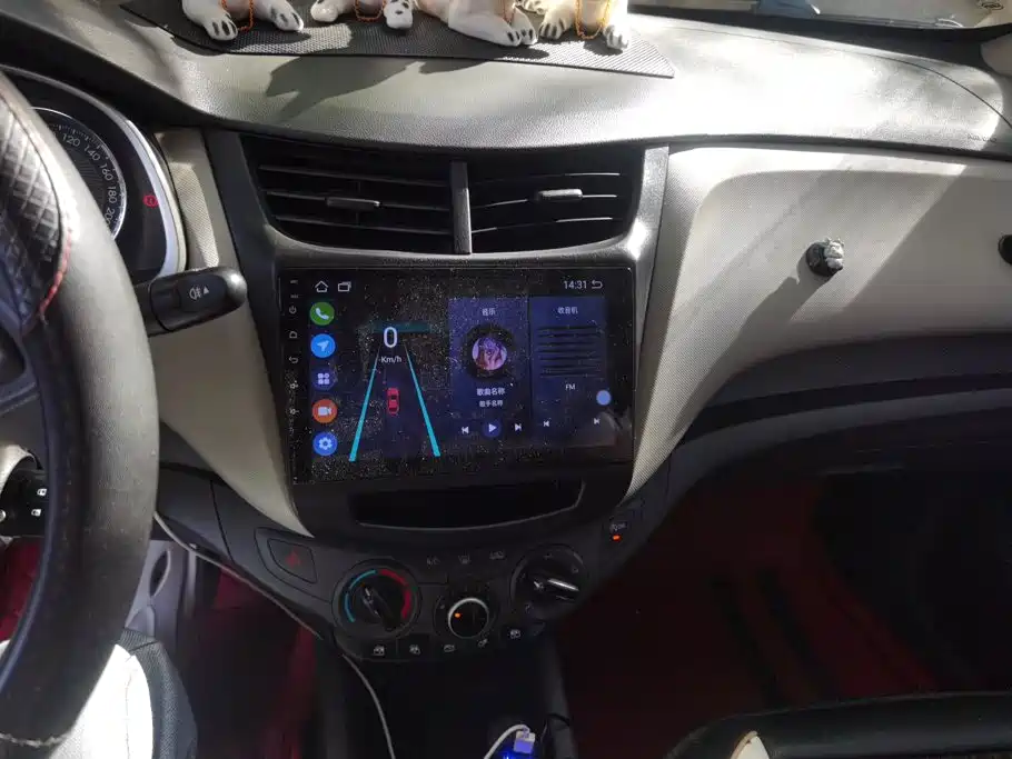 Chevrolet Sail — миниатюра 13