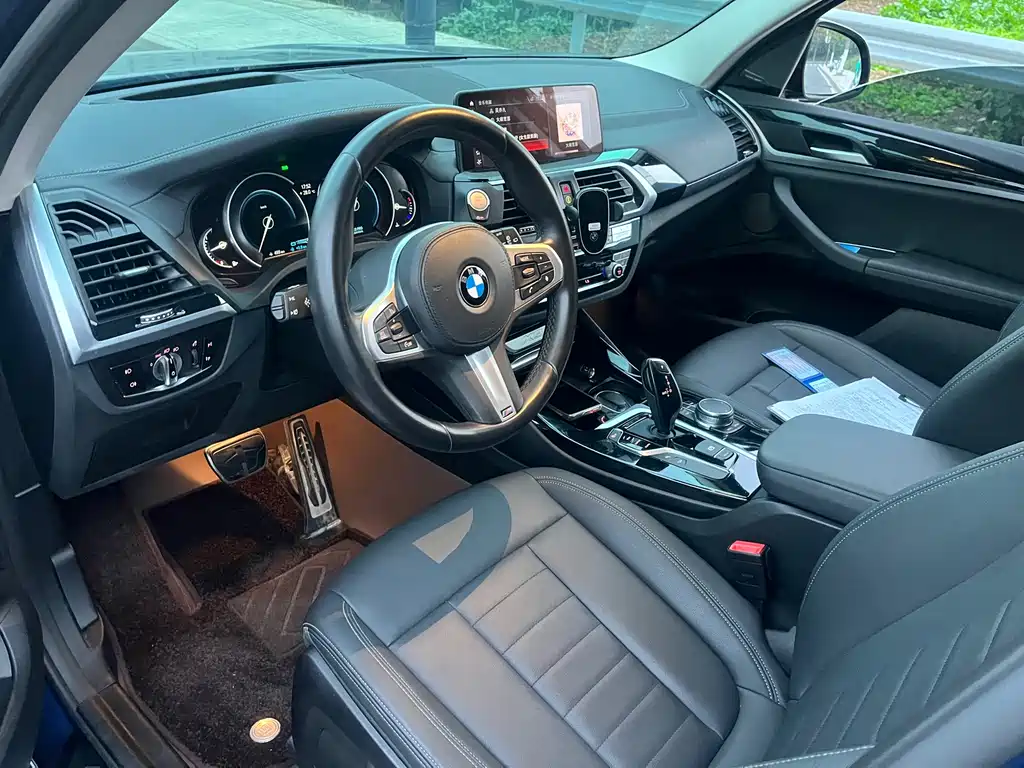 BMW X3 — миниатюра 13