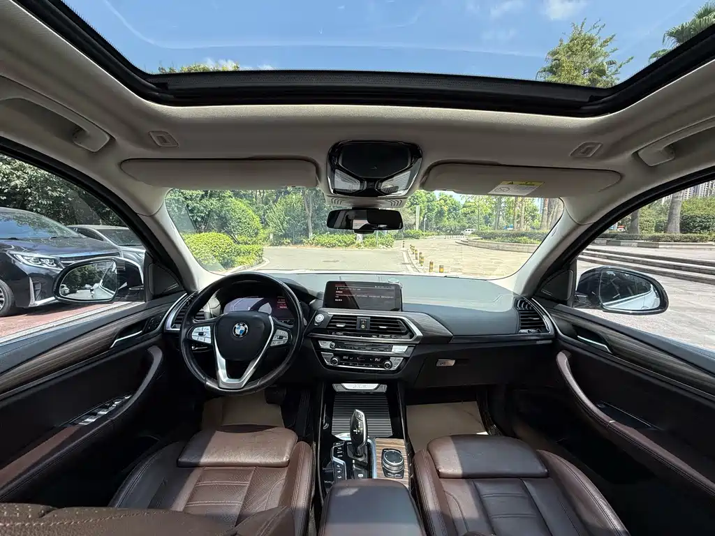 BMW X3 — миниатюра 8