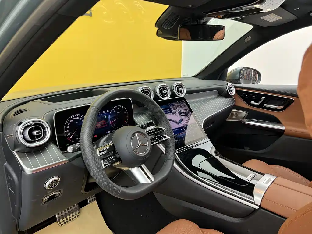 Mercedes-Benz GLC — миниатюра 31
