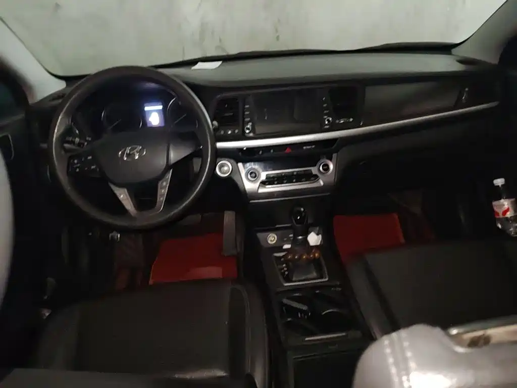 Hyundai Mistra — миниатюра 10