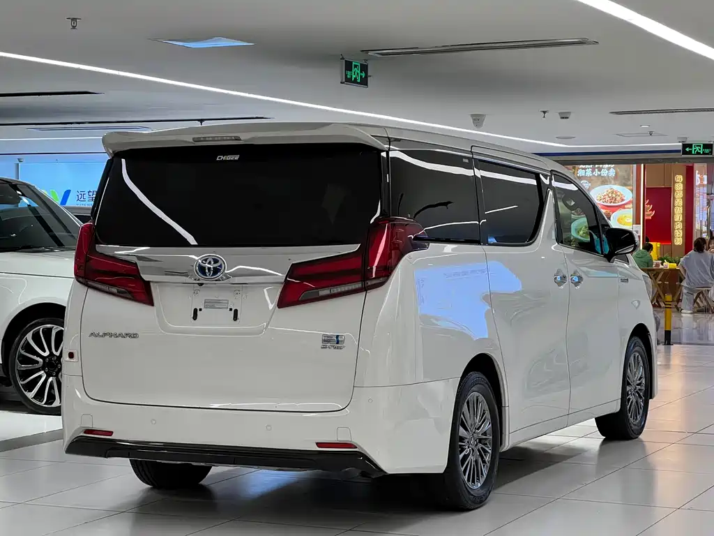 TOYOTA ELFA