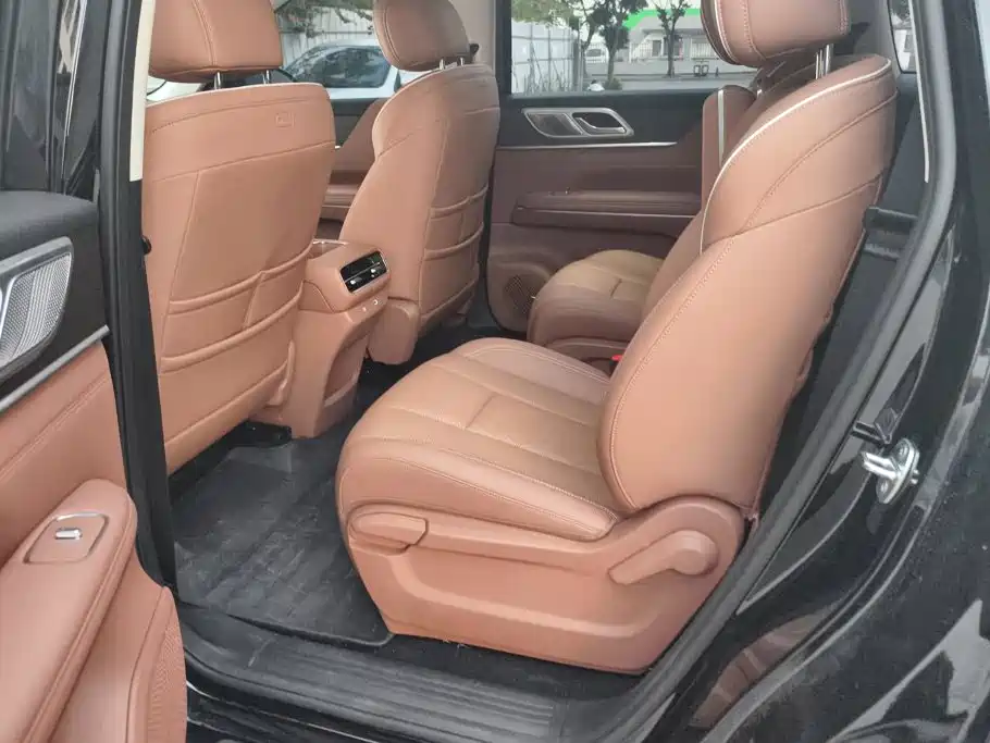 Wuling Xingguang L — миниатюра 11