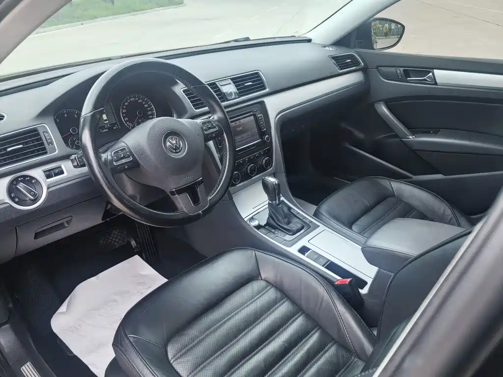 Volkswagen Passat 2014 1.8TSI DSG