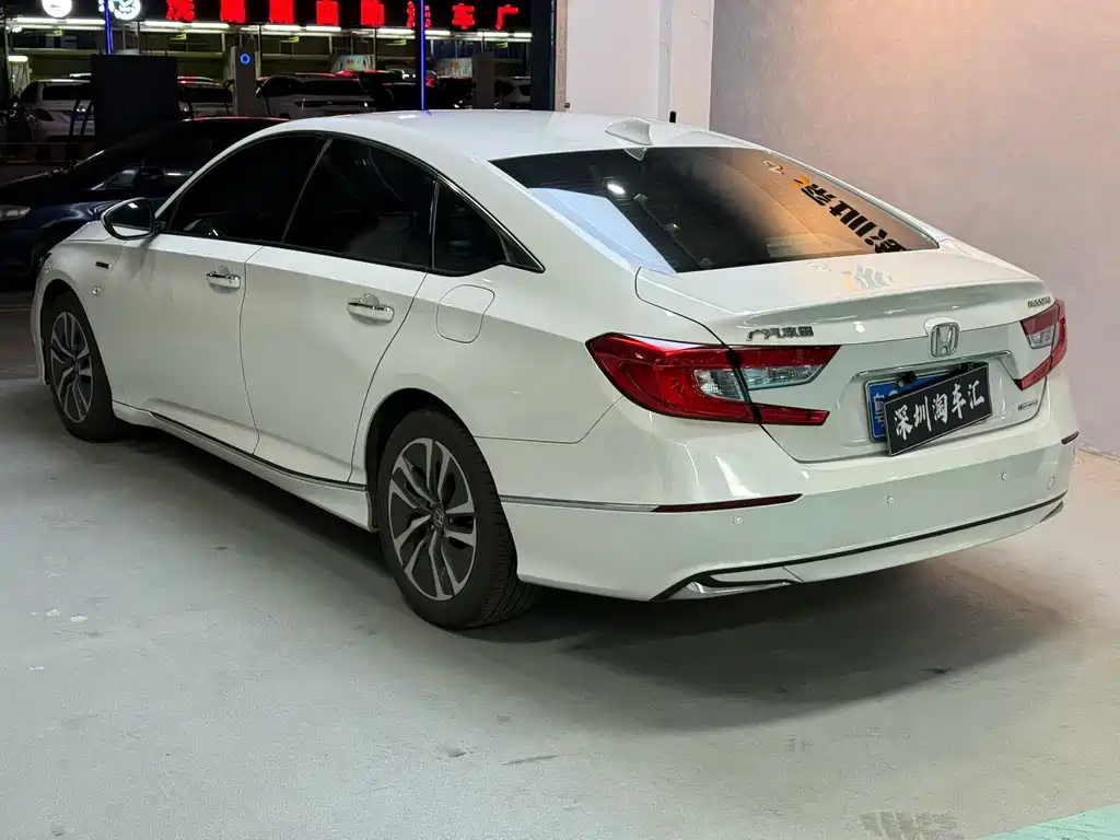 Honda Accord — миниатюра 4