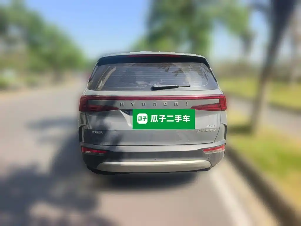 Hyundai Custo — миниатюра 5