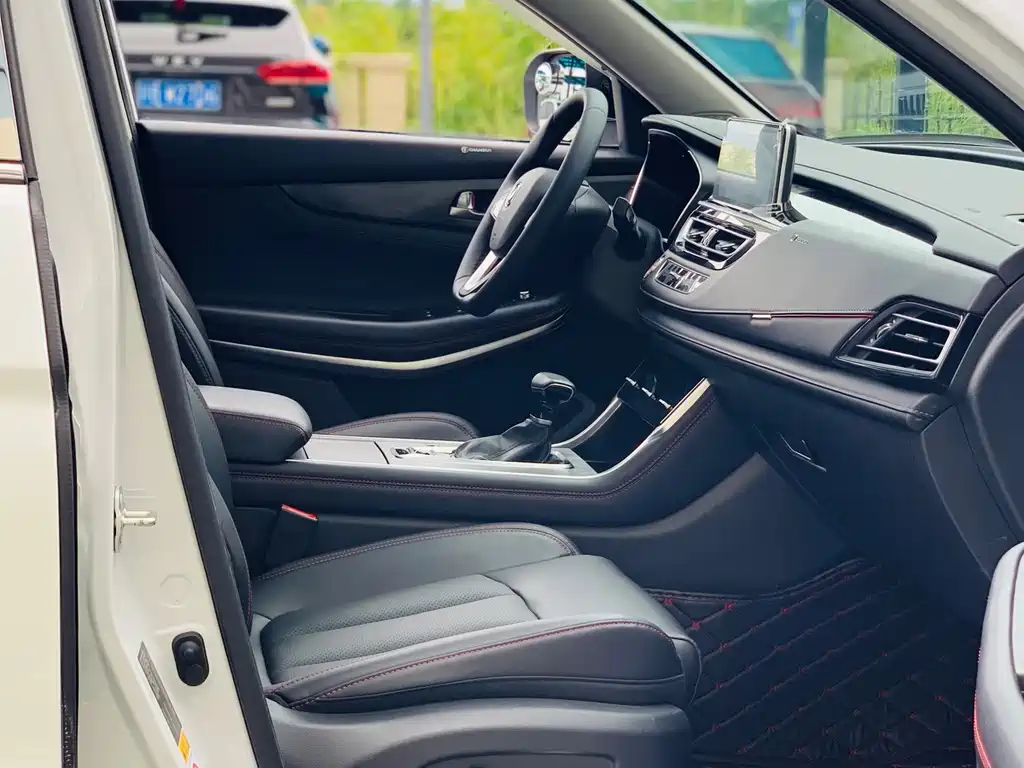Changan CS75 — миниатюра 23