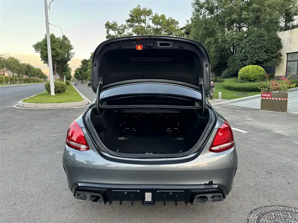 Mercedes-Benz C-Class — миниатюра 19