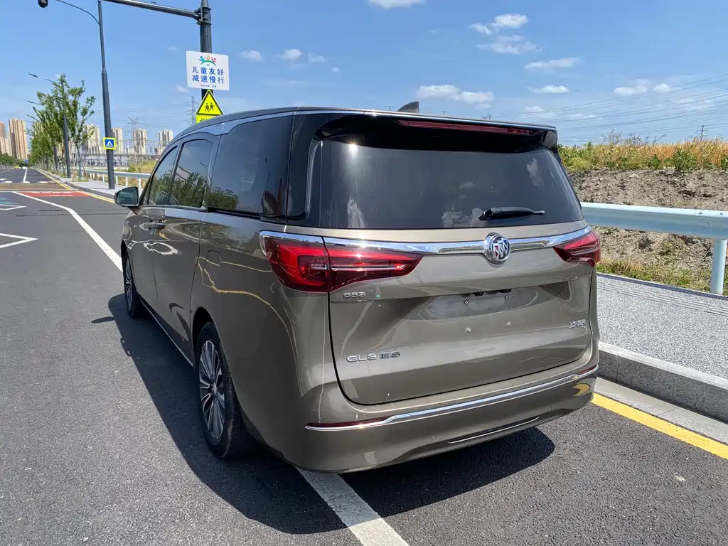 Buick GL8 2020 ES 653T Luxury