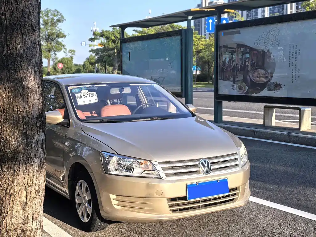 Volkswagen Santana — миниатюра 2