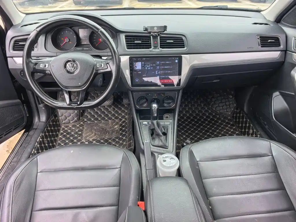 Volkswagen Lavida — миниатюра 9