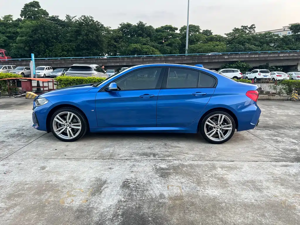 BMW 1 Series — миниатюра 17