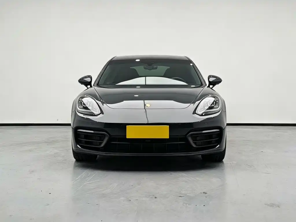 Porsche Panamera — миниатюра 2